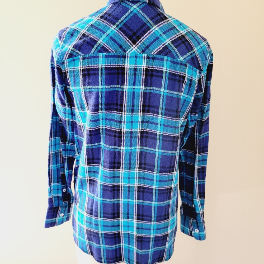 Woolrich Plaid Flannel Button Down Size Small - image 5